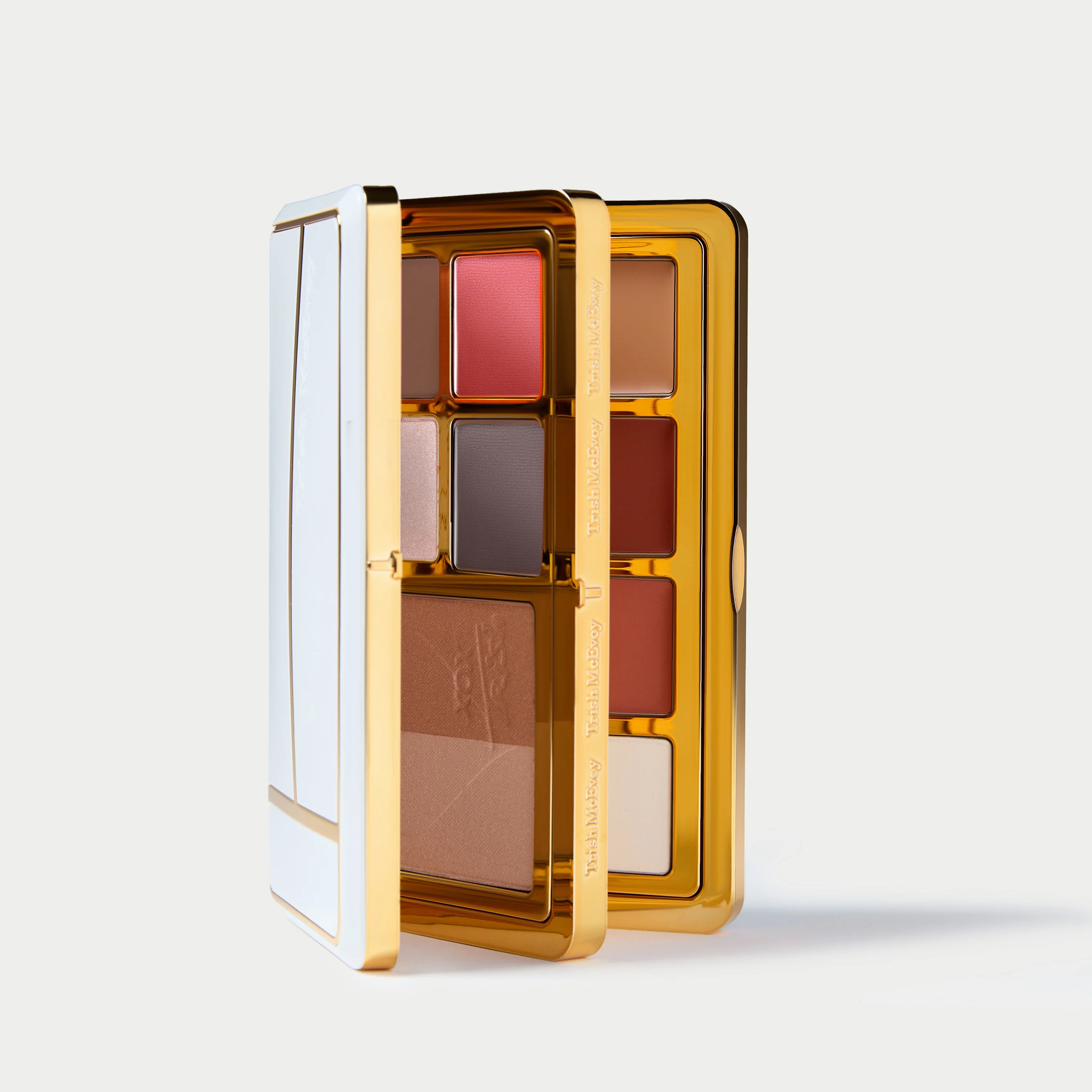 Eye & Face Makeup Wardrobing® Compacts in Gentle & Bold - Image 4