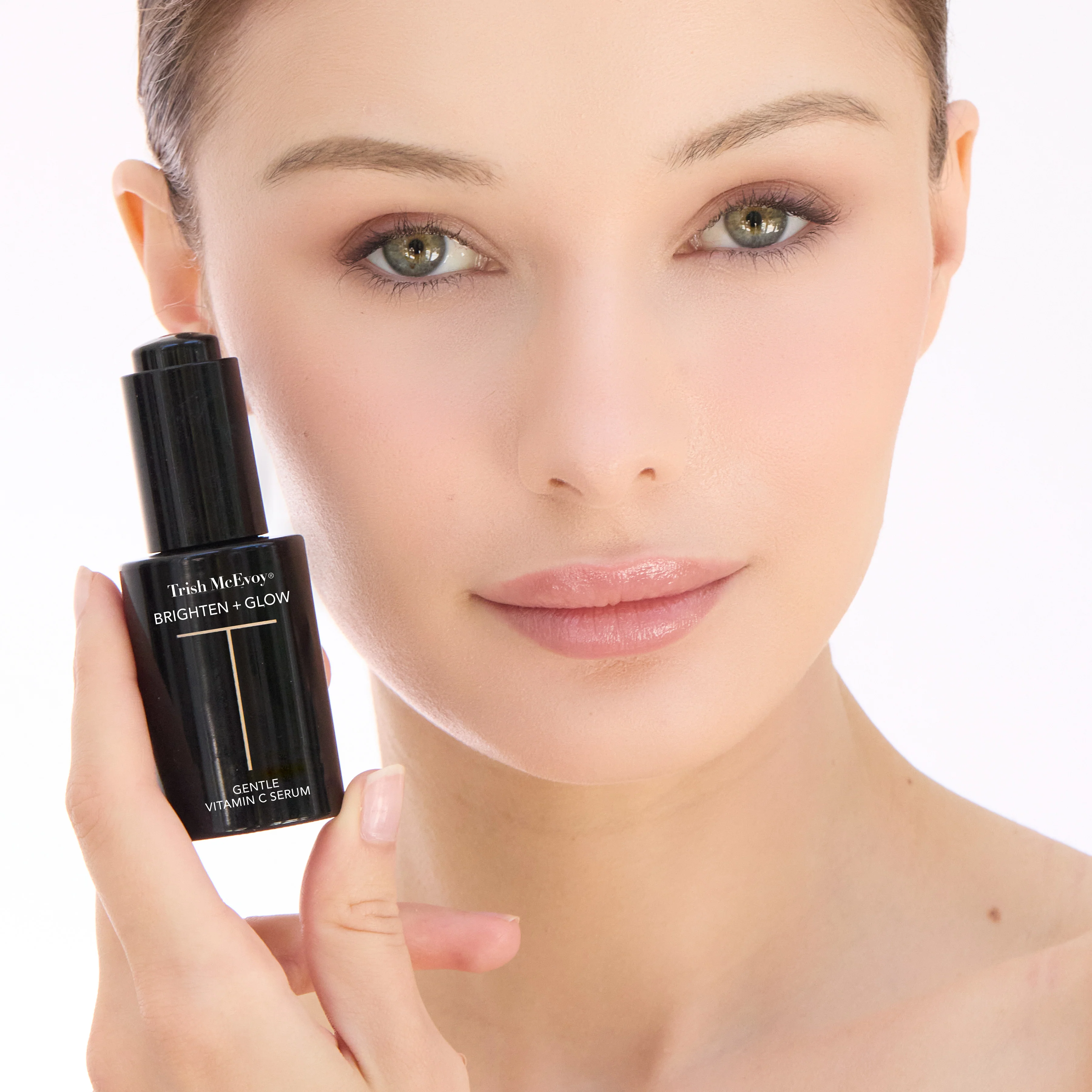 Brighten and Glow Gentle Vitamin C Serum - Image 5