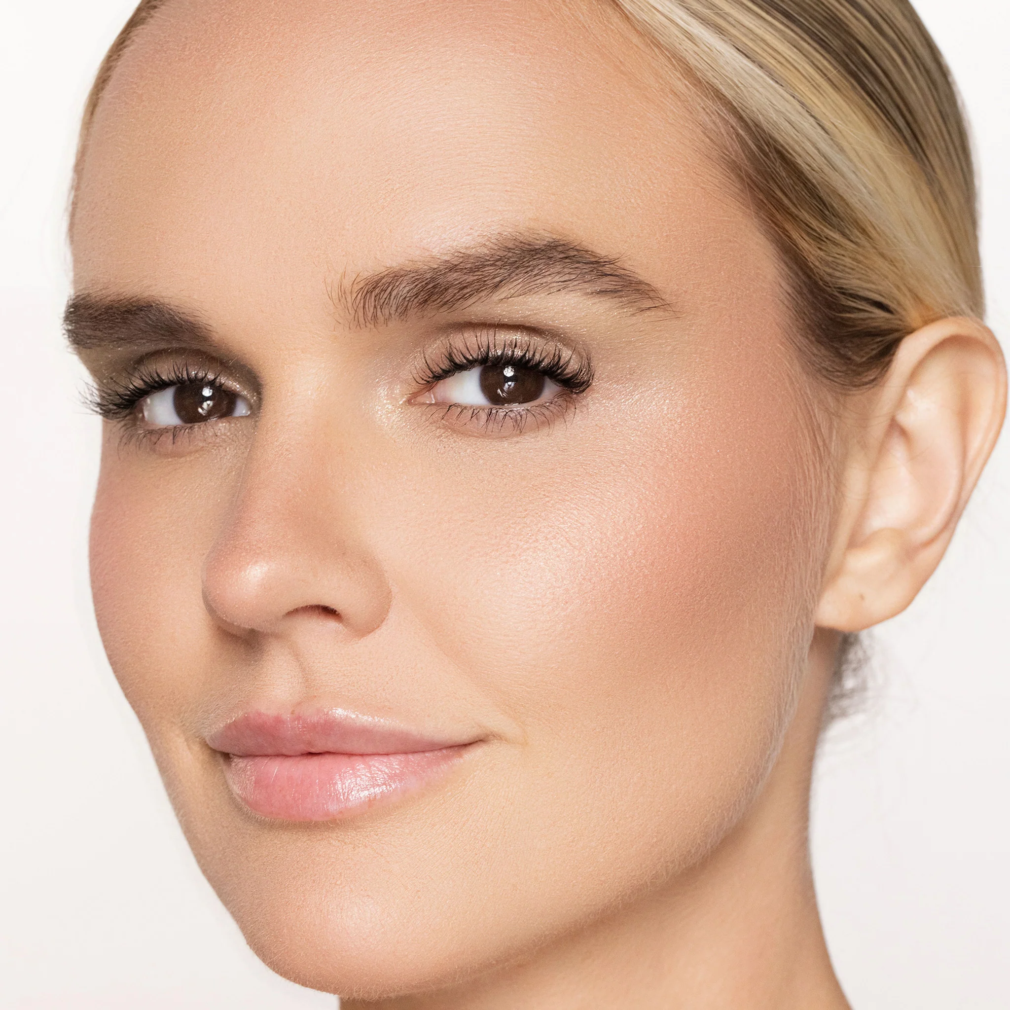 Trish McEvoy Light & Lift® Blush - Image 5